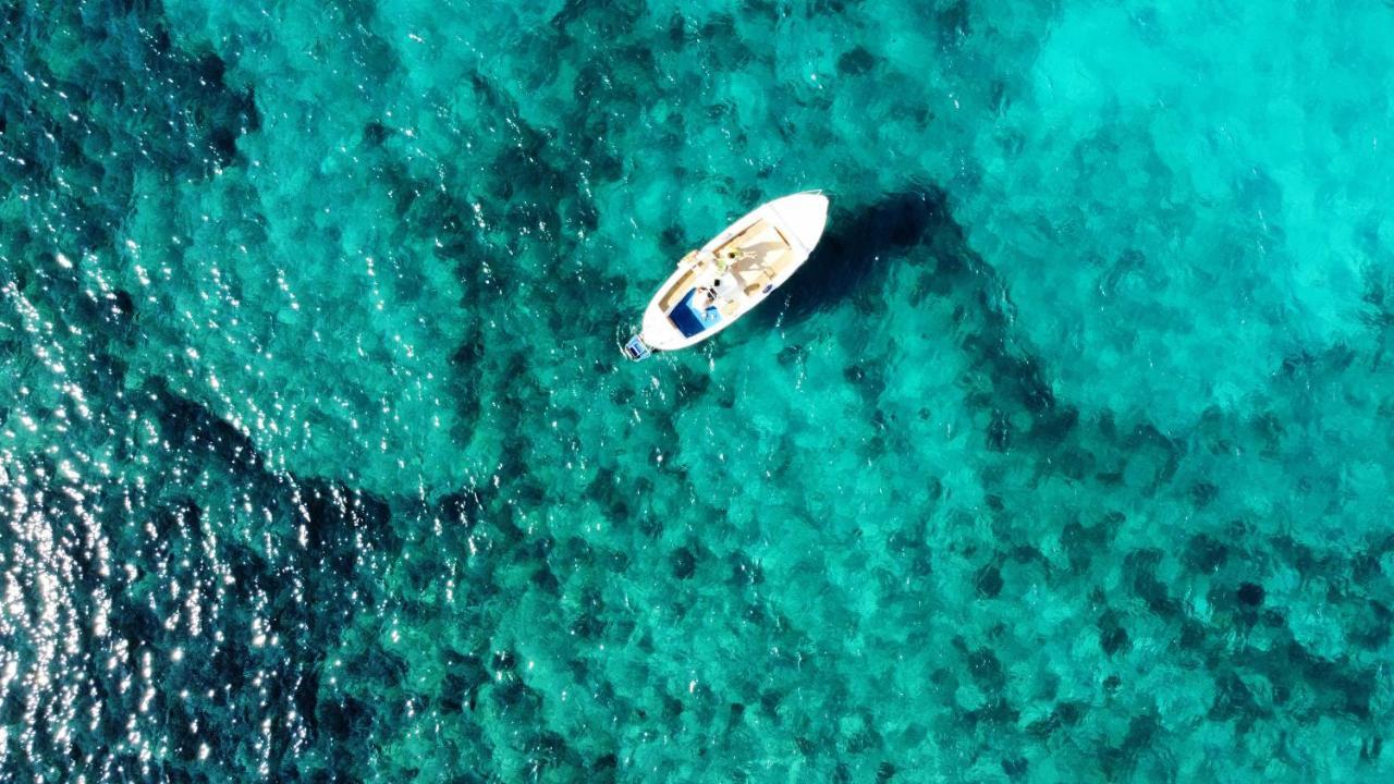 Beach House Rebe Golfo Aranci Eksteriør billede