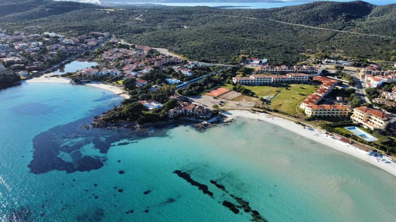 Beach House Rebe Golfo Aranci Eksteriør billede