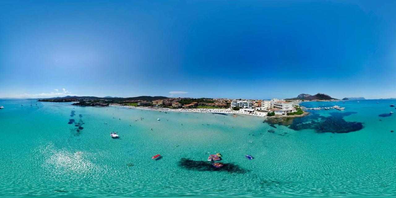 Beach House Rebe Golfo Aranci Eksteriør billede