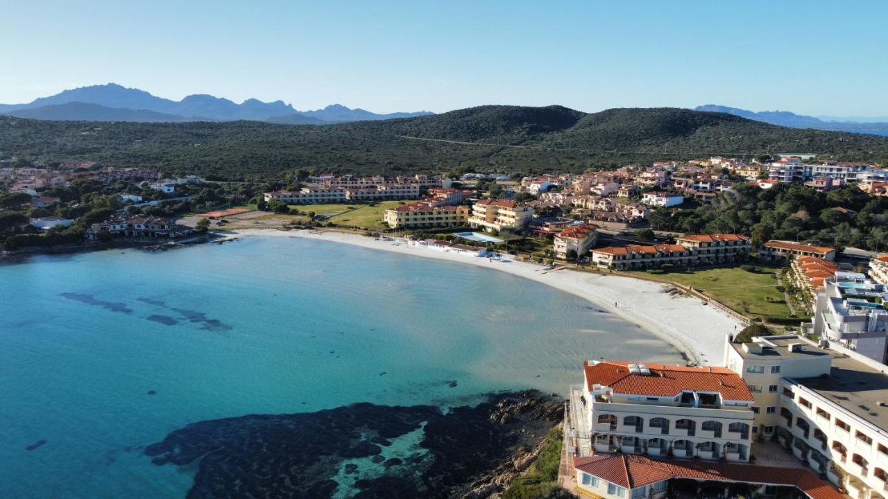Beach House Rebe Golfo Aranci Eksteriør billede
