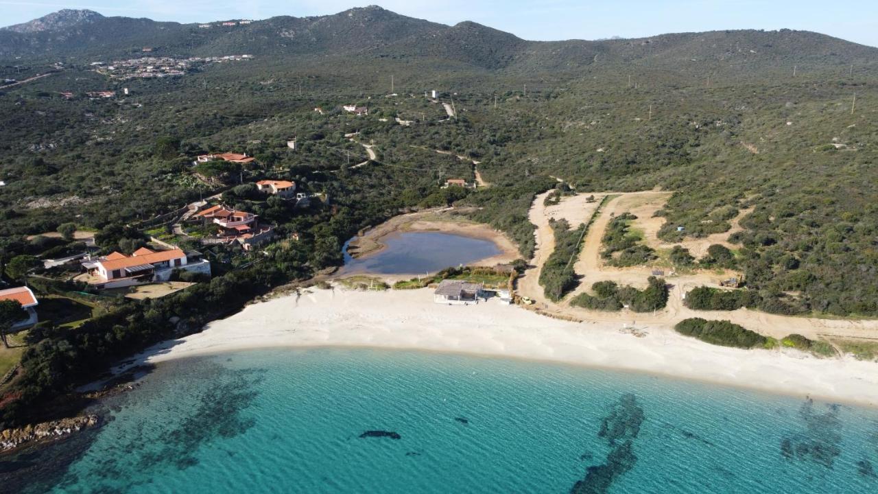 Beach House Rebe Golfo Aranci Eksteriør billede